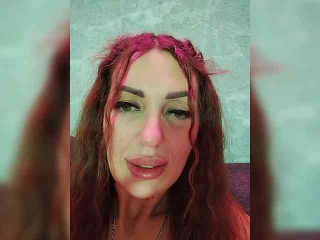 SexyKitty75-1 webcam