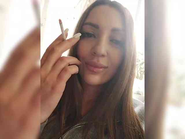 SexyKitty75-1 webcam