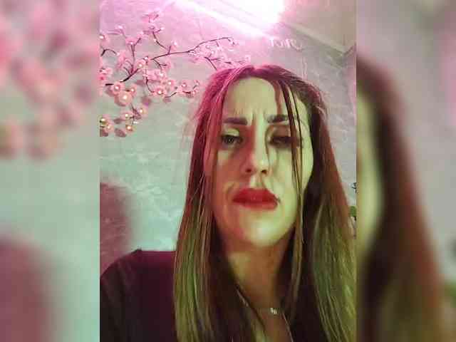 SexyKitty75-1 webcam