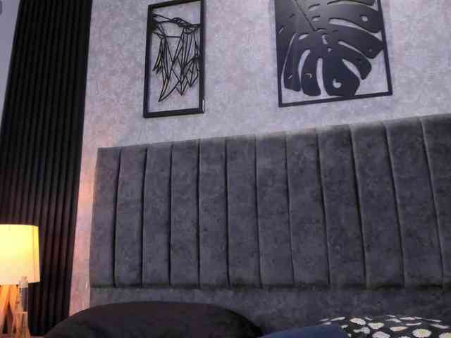 AmeliiaThompson webcam