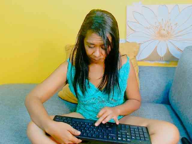 IndianNadiaX webcam
