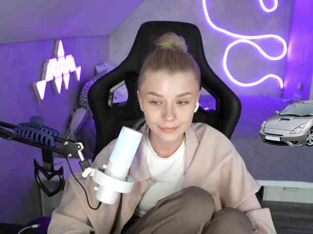 Shaved white, Shaved babes, Full privates for 90 tokens, White babes, Small..., Chaturbate Plus 0