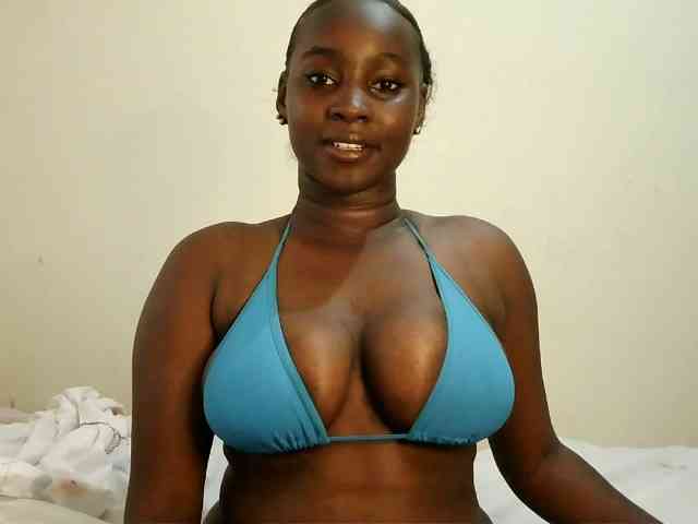 Miss-boobieliscious webcam