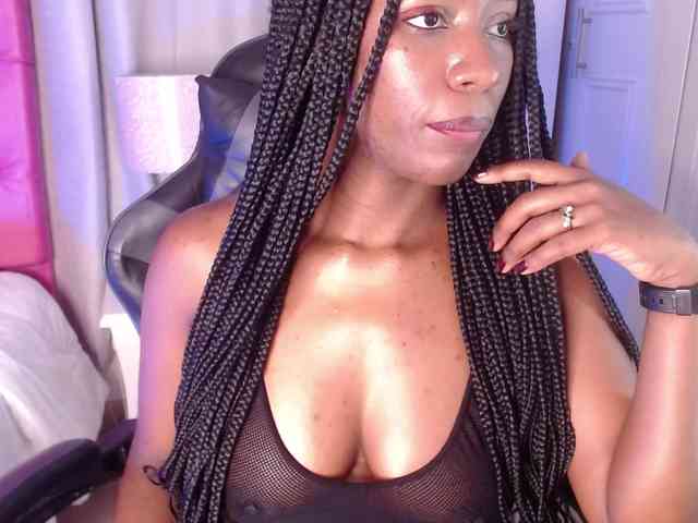 CharlotteJonnes webcam