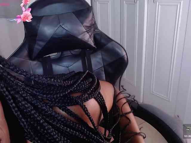 CharlotteJonnes webcam