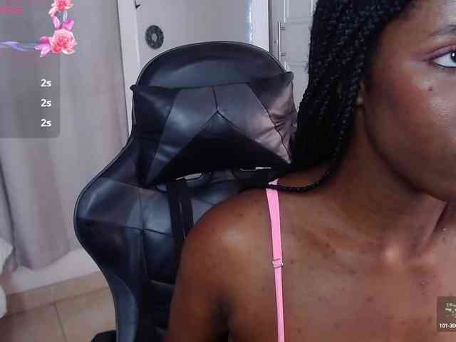 CharlotteJonnes webcam