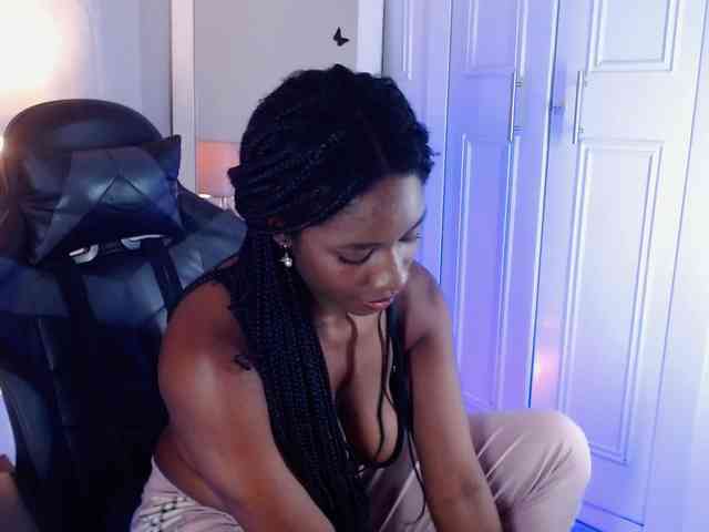 CharlotteJonnes Live Webcam on BongaCams CharlotteJonnes Live Webcam on BongaCams