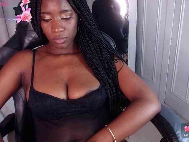 CharlotteJonnes webcam