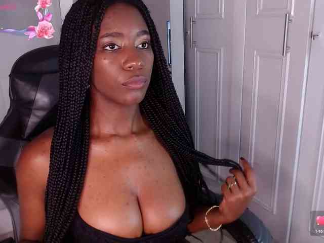 CharlotteJonnes webcam