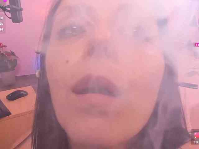 XtinaTease