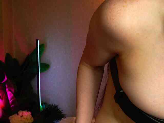 AnitaVon webcam