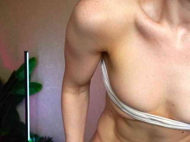 AnitaVon webcam
