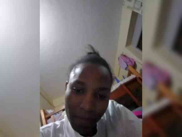 sexyblackass1 webcam