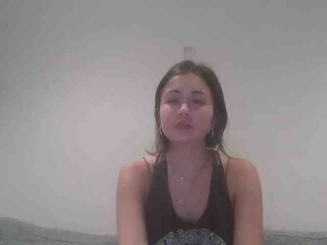 prettykittybitty... Live Webcam on BongaCams