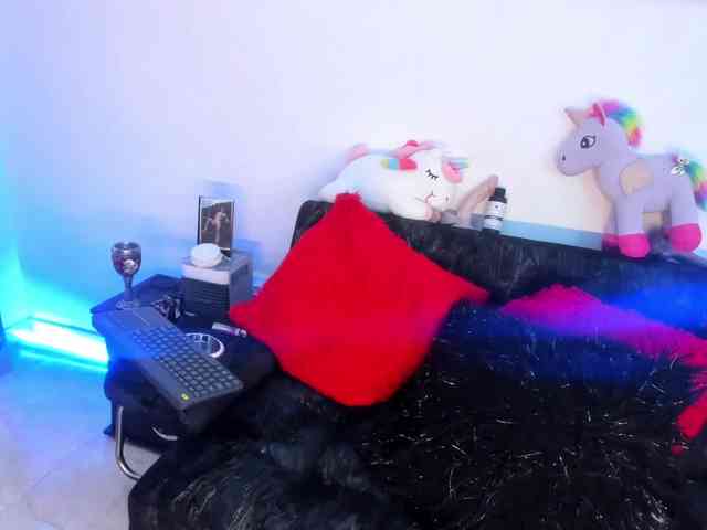 marley-luna webcam