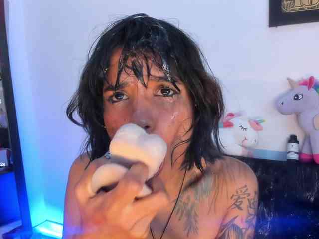 marley-luna webcam