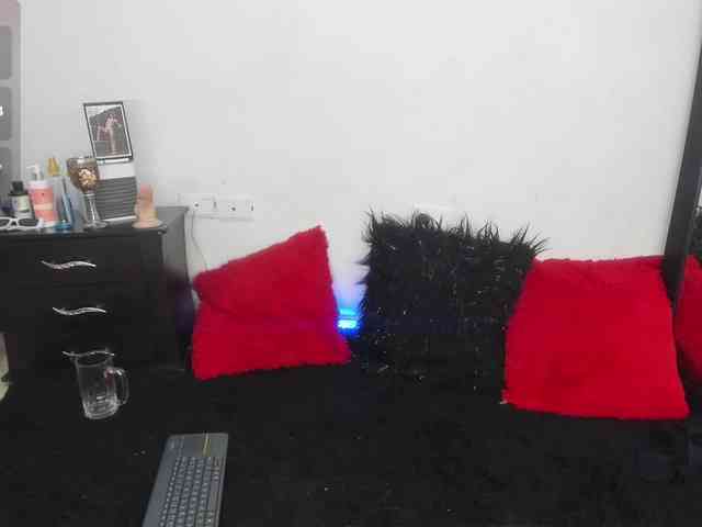 marley-luna webcam