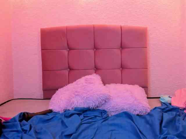 spicybaby01 webcam