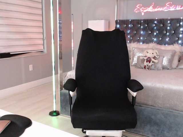 sophiasanchez's BongaCams show and profile