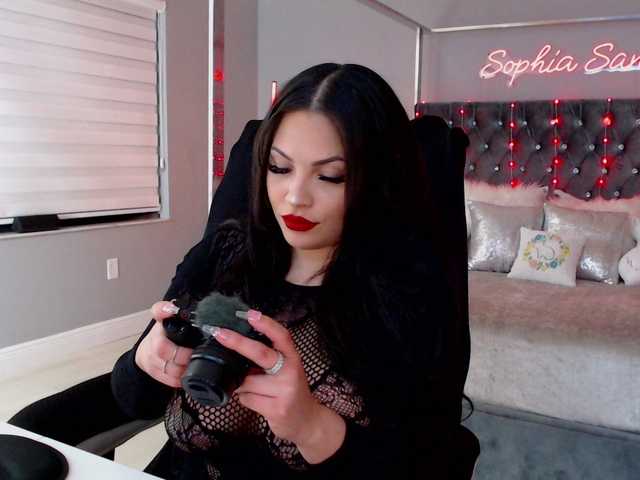 le modèle sophiasanchez est en webcam porno dans un show sur le site bongacams, il possède les tags suivants: Latino/Hispanic,Brunette,Shaved