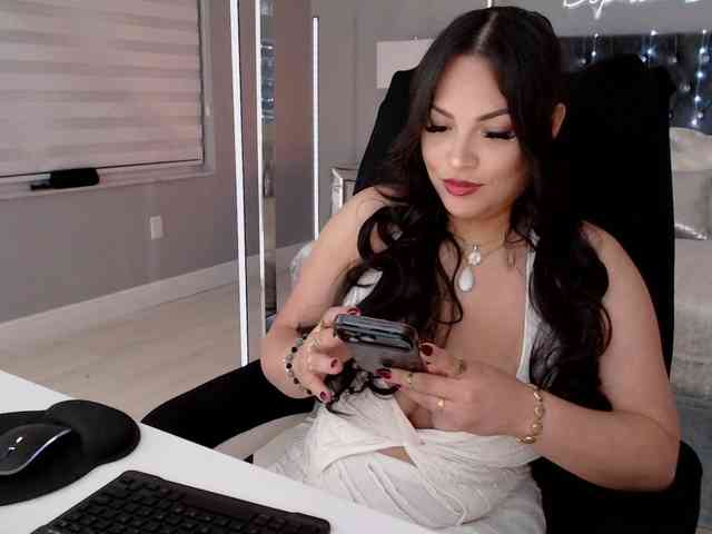 sophiasanchez webcam