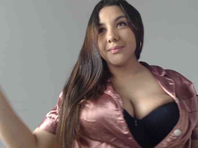 Jadeluxelife webcam