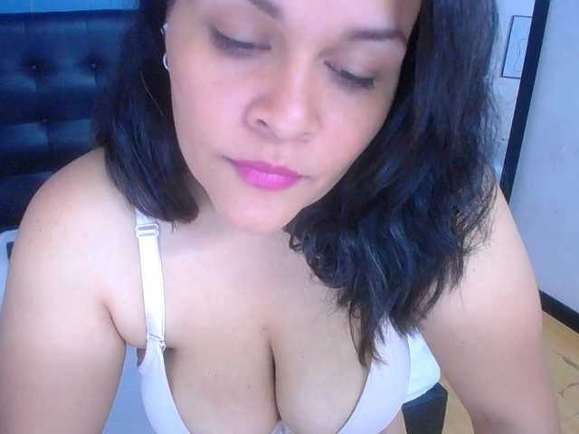  bigtits-mommy chat room