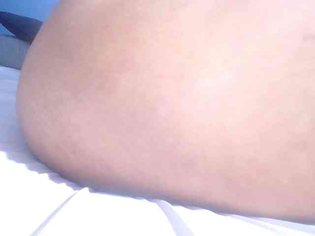 bigtits-mommy webcam