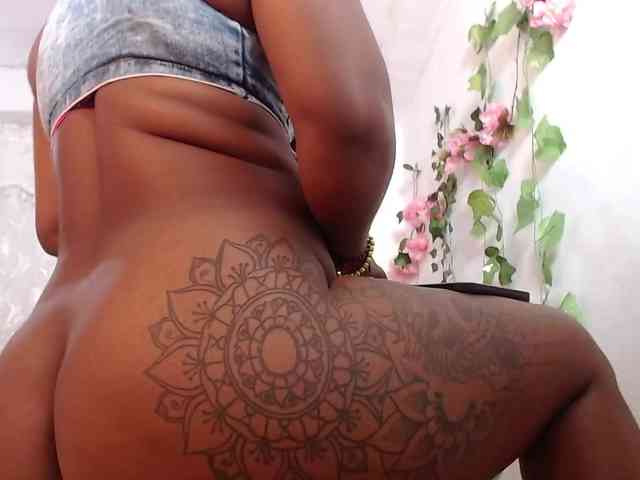 AbenyAnaya webcam