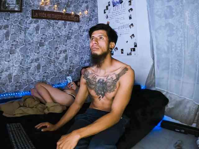 Модель: sexperimentxx
