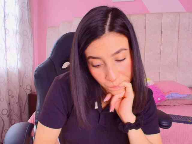 DarlingDuchess- DarlingDuchess-
