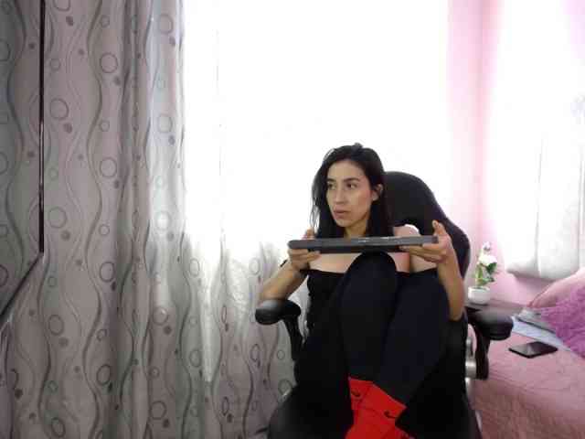 DarlingDuchess- webcam