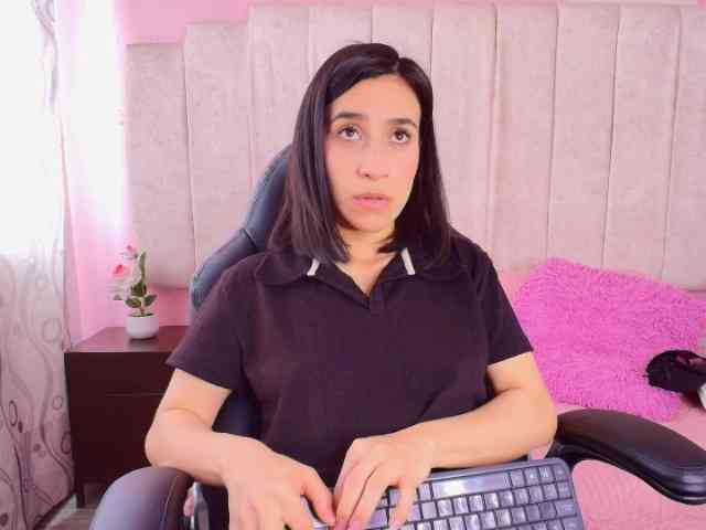 DarlingDuchess- webcam
