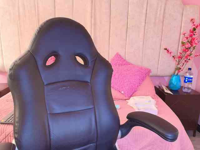 DarlingDuchess- webcam