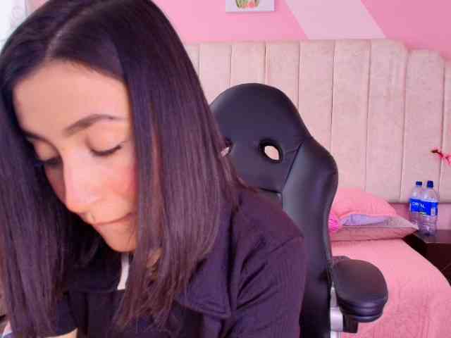 DarlingDuchess- DarlingDuchess-