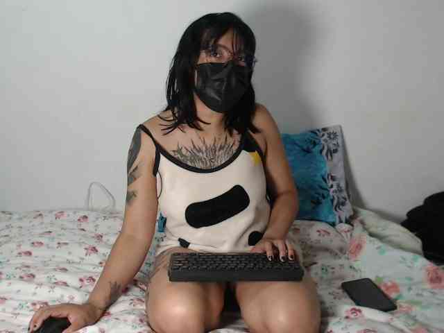 CANDYSEXY7 webcam