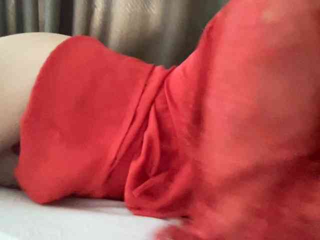 SecretHolly webcam