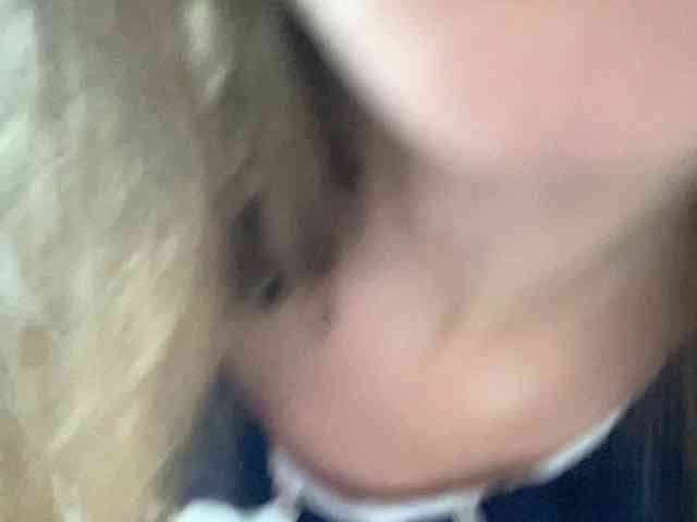 SecretHolly webcam