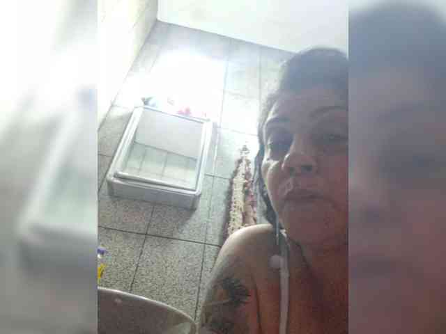 Luluzinha1982 webcam