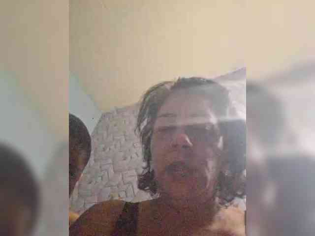 Luluzinha1982 webcam
