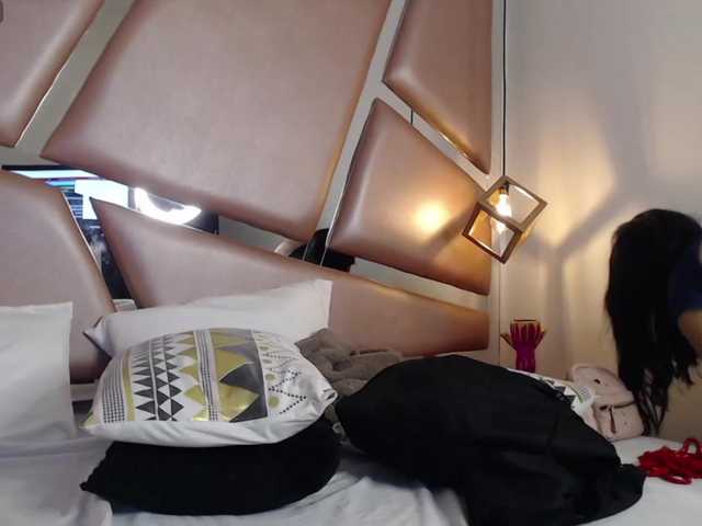 LUNASWEET-VC's BongaCams show and profile