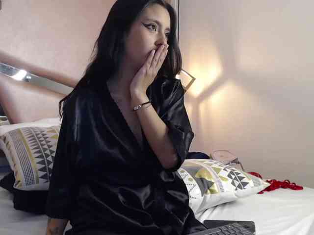 LUNASWEET-VC Live Webcam on {site_name}