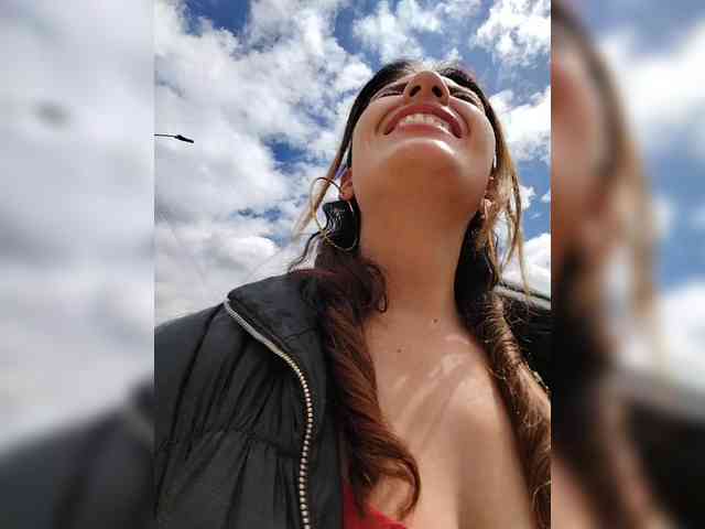 Alysson-1 webcam