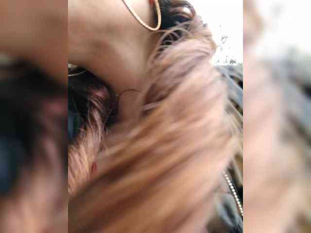 Alysson-1 webcam