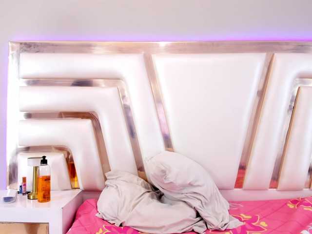 GeminisClark's BongaCams show and profile