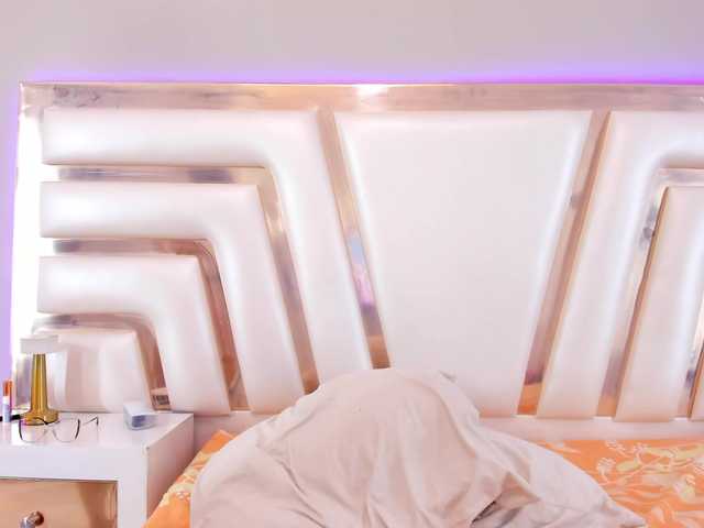 GeminisClark's BongaCams show and profile