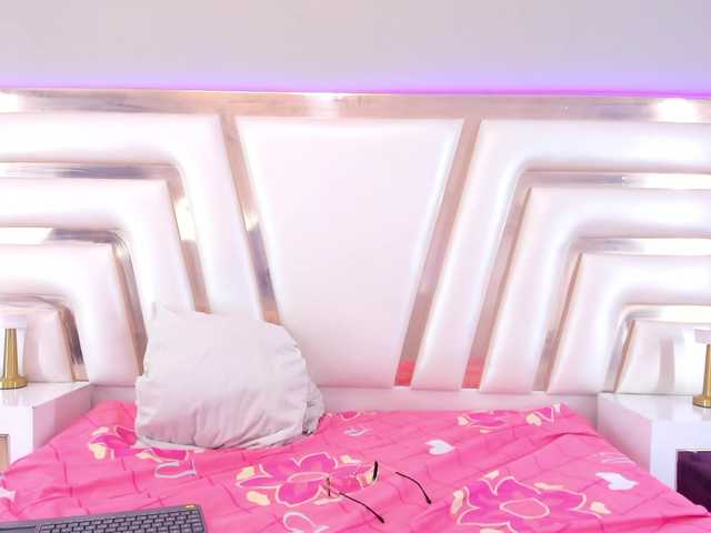 GeminisClark's BongaCams show and profile