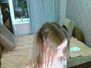 LittleLisse Porn Show