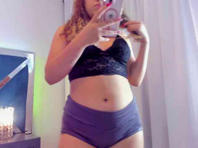 Kayladevin webcam