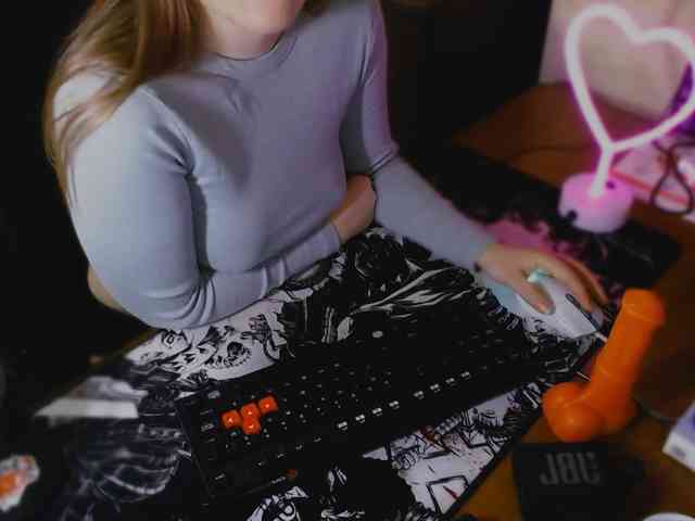 AngelRoxy21 webcam